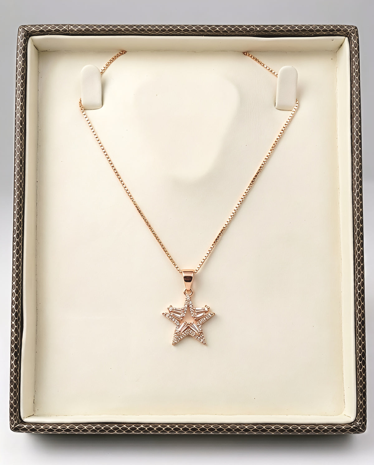 Star Locket Necklace for Women with Chain